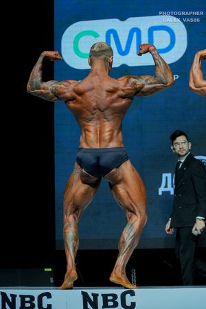 CLASSIC PHYSIQUE НОВИЧКИ
